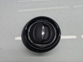 Grila aerisire stanga Renault Clio 4 (B98) Hatchback [Fabr 2012-2020] 687606325R