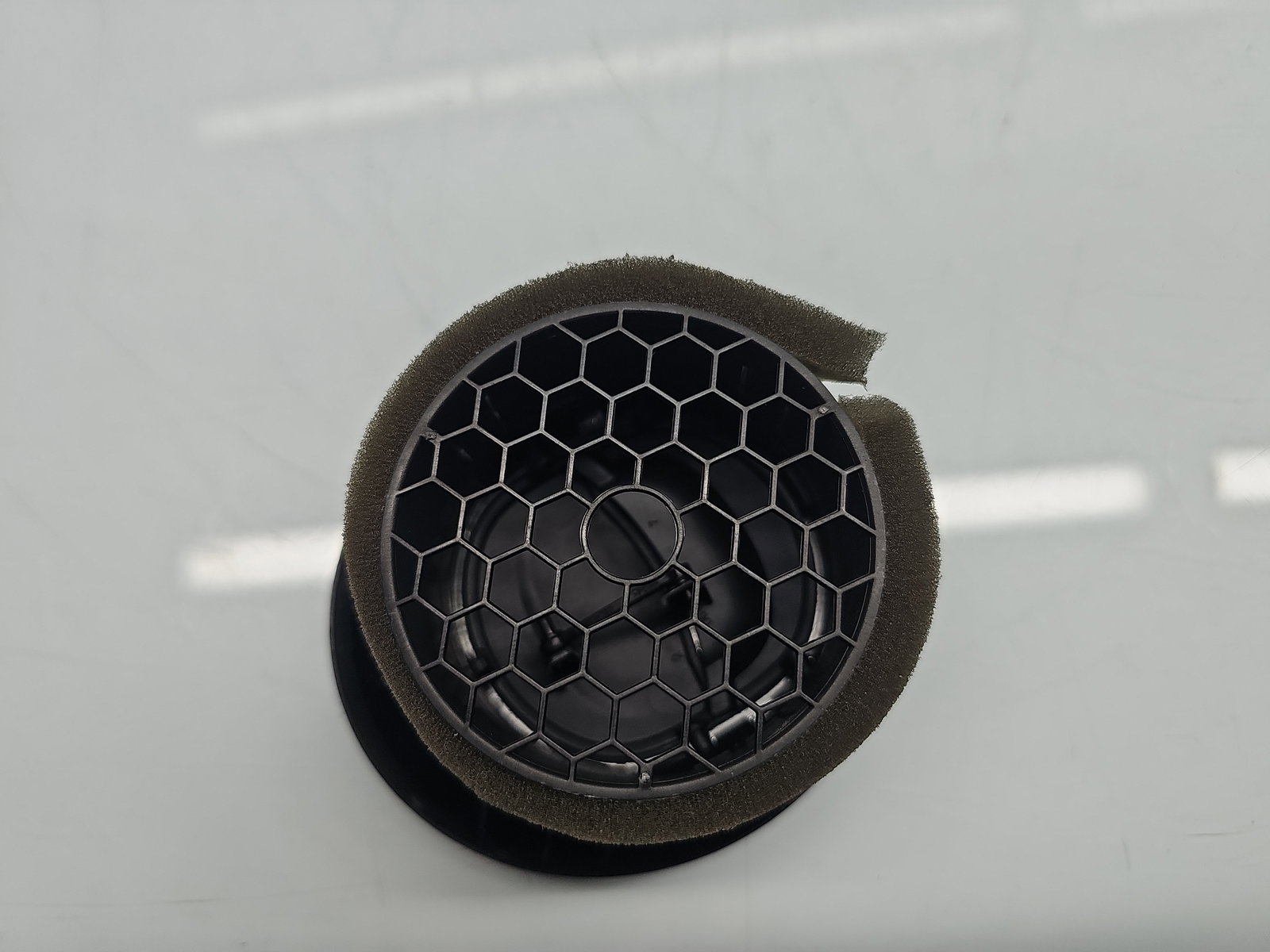 Grila aerisire stanga Renault Clio 4 (B98) Hatchback [Fabr 2012-2020] 687606325R - imagine 3