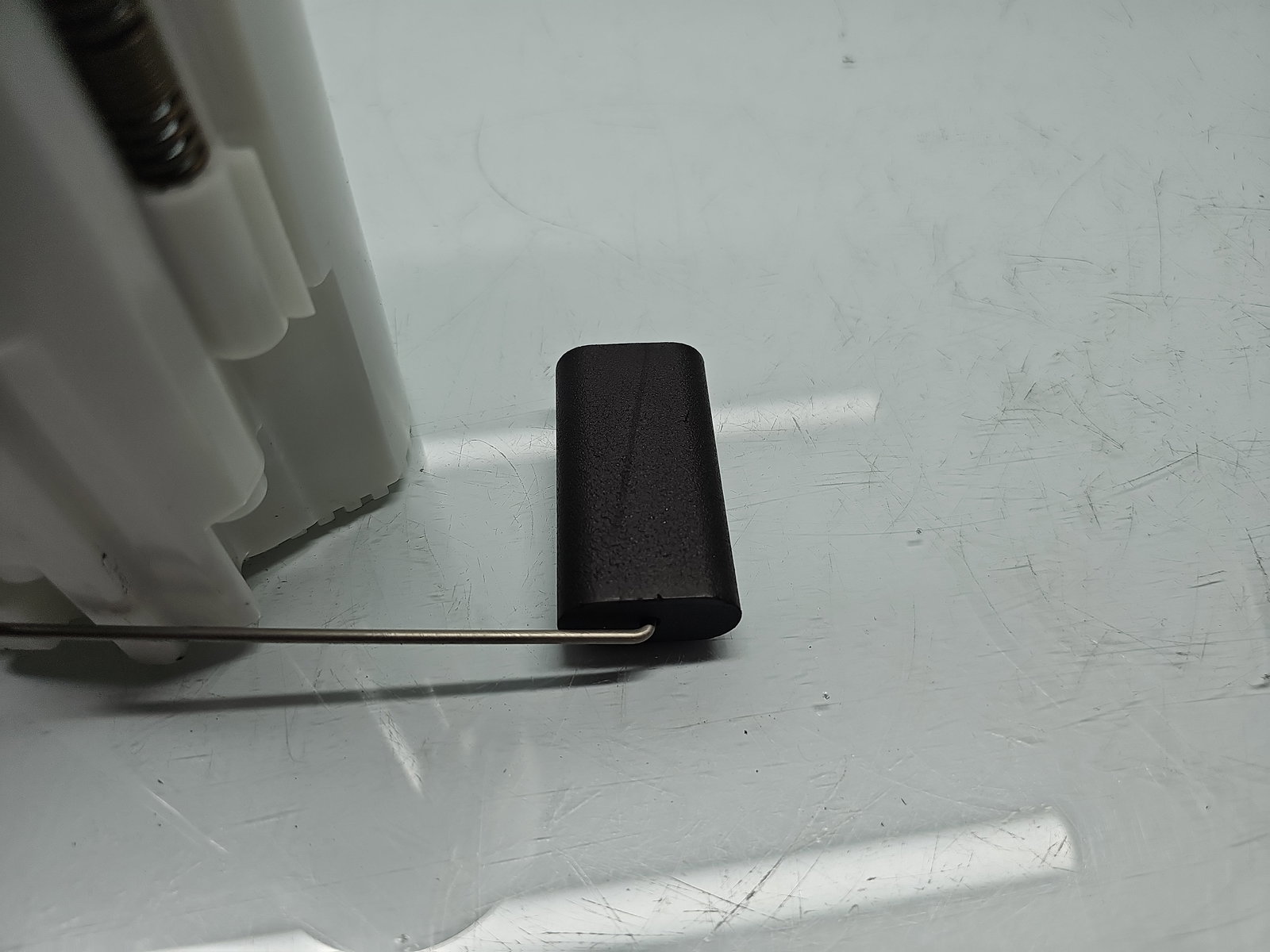 Pompa combustibil Volkswagen UP [Fabr 2011-2019] 1S0919051B 1.0 Benz CHYB 55KW / 75CP - imagine 3