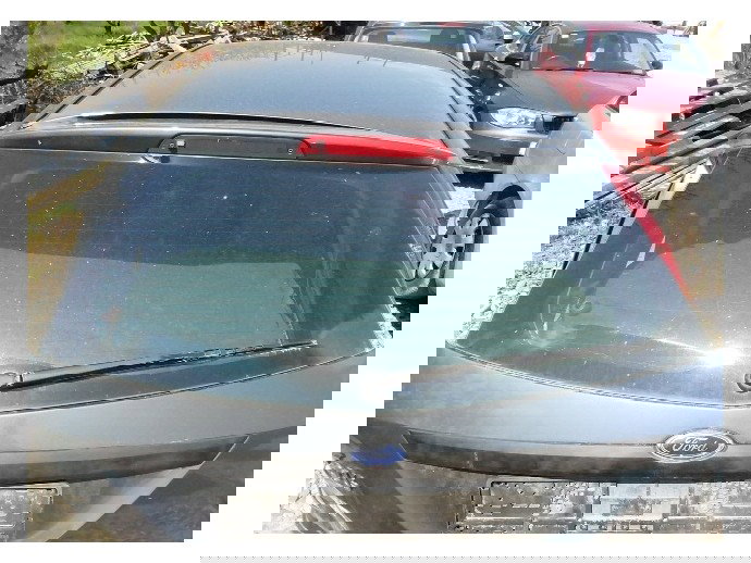 Geam luneta Ford Focus 1 1.6 benz OEM 1998-2005