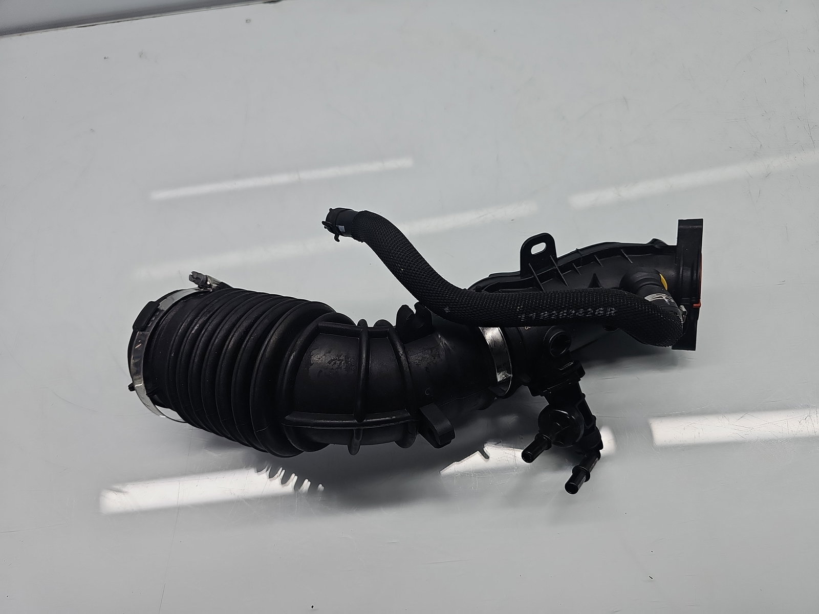 Tub admisie aer Dacia Duster 2 [Fabr 2017-2023] 165763262R 1.5 dCi K9K-872 85KW / 115CP - imagine 3