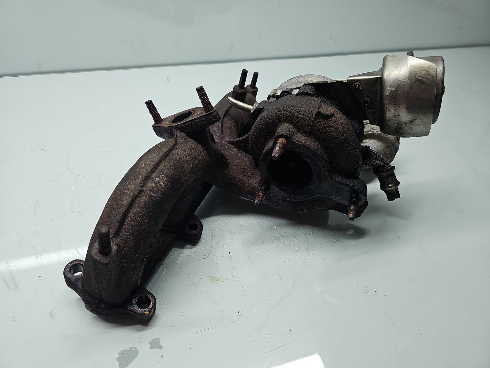 Turbina Seat Alhambra (7V8,7V9) [Fabr 1997-2010] 038253014R 1.9 TDI AUY 85KW / 116CP - imagine 4