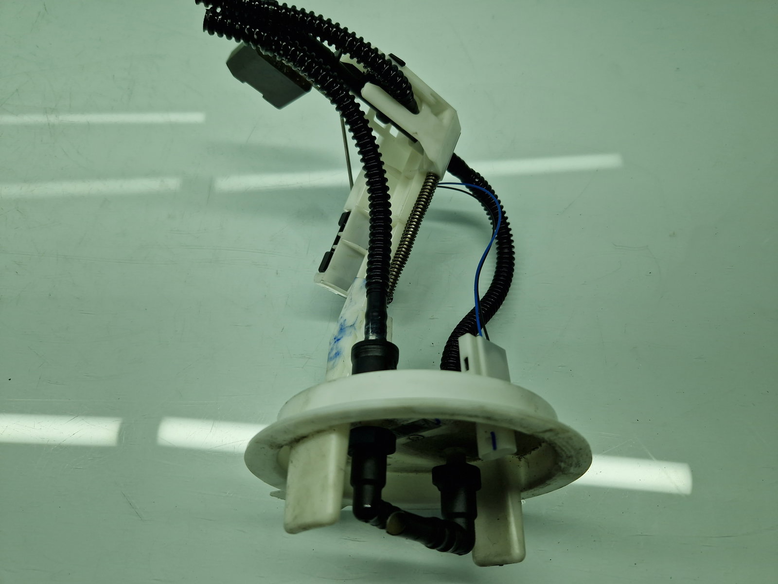 Sonda litrometrica Mercedes Clasa C (W204) [Fabr 2007-2014] A2044700694 2.2 CDI 646811 125KW / 170CP - imagine 1