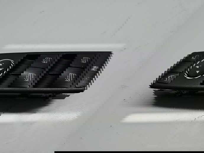 Butoane comanda geamuri sofer Mercedes Clasa A (W176) [Fabr 2012-2018] A1669054300