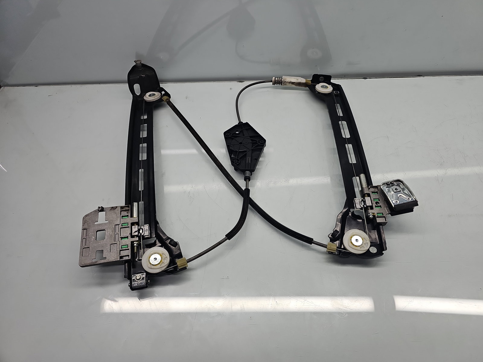 Macara electrica geam dreapta spate Volkswagen Passat CC (358) Facelift [Fabr 2012-2016] 3C8839462K - imagine 3