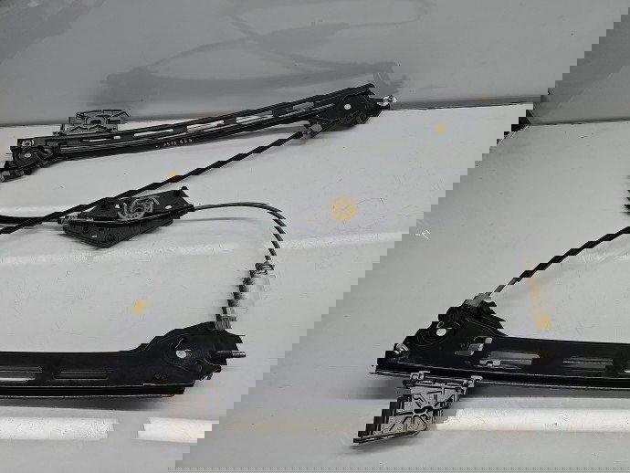 Macara electrica geam stanga spate Volkswagen Passat CC (358) Facelift [Fabr 2012-2016] 3C8839461K