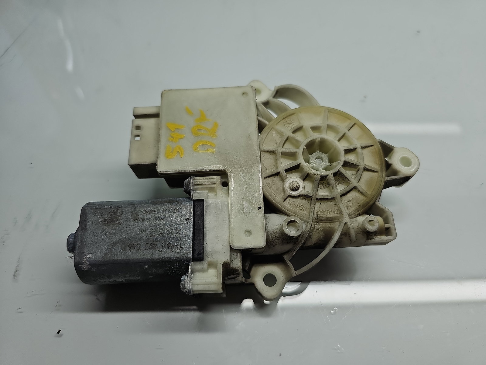 Motoras geam dreapta fata Bmw 3 Saloon (G20) [Fabr 2018-2025] Berlina Pachet M 8495866 - imagine 1