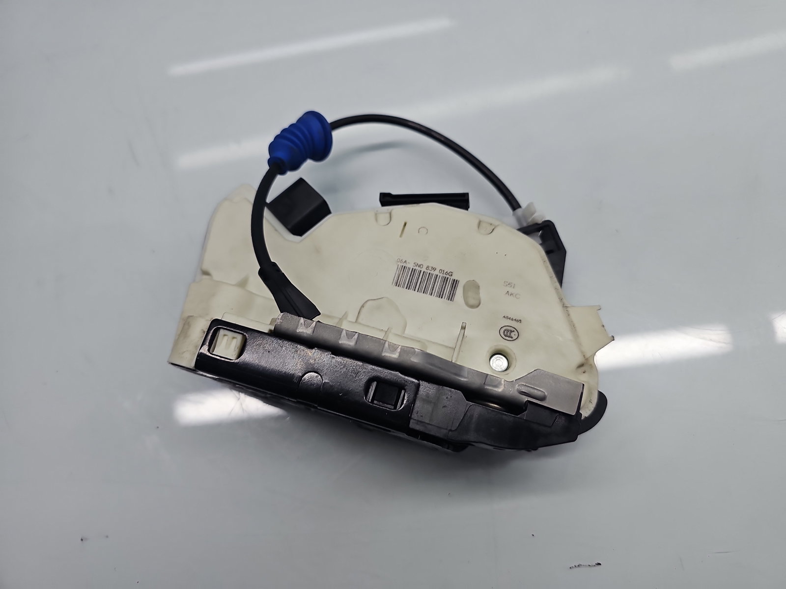 Broasca usa dreapta spate Volkswagen Passat CC (358) Facelift [Fabr 2012-2016] 5N0839016G - imagine 4