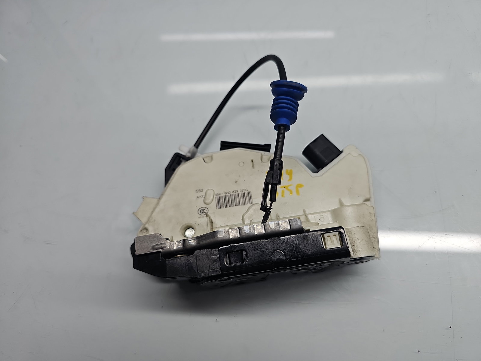 Broasca usa stanga spate Volkswagen Passat CC (358) Facelift [Fabr 2012-2016] 5N0839015G - imagine 2