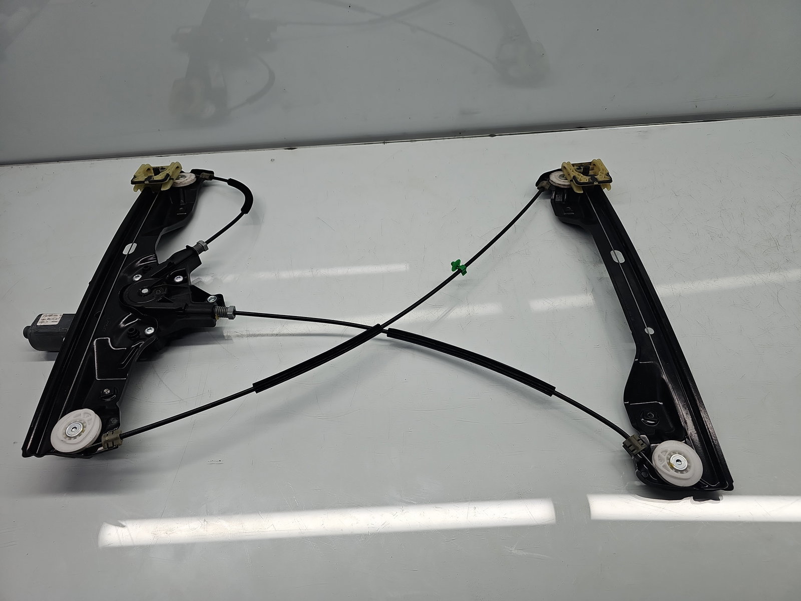 Macara electrica geam dreapta fata Opel Adam (M13) [Fabr 2012-prezent] Hatchback 13350350 - imagine 1