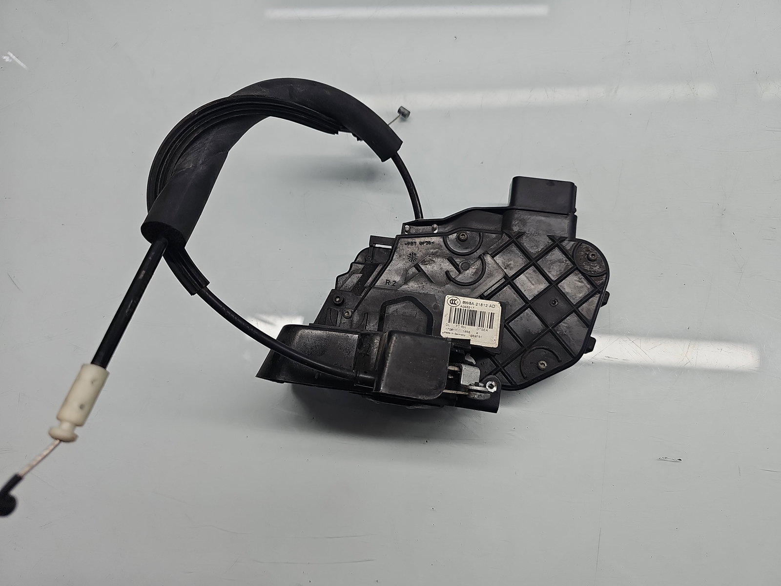 Broasca usa dreapta fata Jaguar XF (X250) [Fabr 2008-2015] Facelift 6W8A-21812-AD - imagine 3