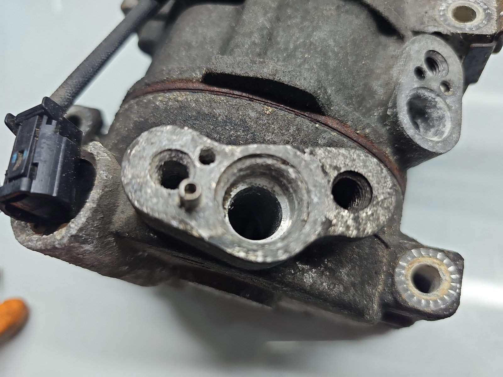 Compresor clima Hyundai i40 Wagon [Fabr 2012-2019] OEM 1.7 CRDI D4FD 100KW / 136CP - imagine 4