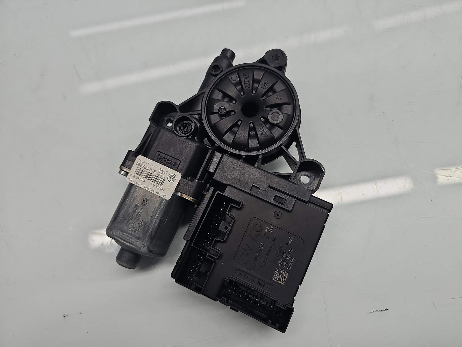 Motoras geam dreapta fata Volkswagen Passat B7 (365) [Fabr 2010-2014] Break 3AA959701A - imagine 3