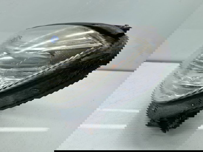 Far stanga Mercedes Clasa C (W204) [Fabr 2007-2014] A2048209161