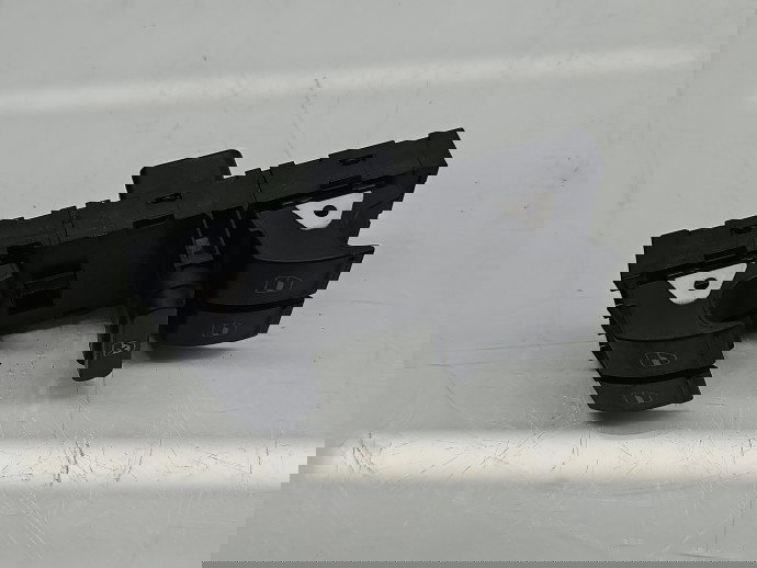 Butoane comanda geamuri sofer Volkswagen Passat B7 (365) [Fabr 2010-2014] 1K4959857B