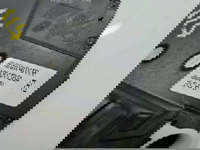 Macara electrica geam stanga fata Renault Clio 4 (B98) Hatchback [Fabr 2012-2020] 805014017R