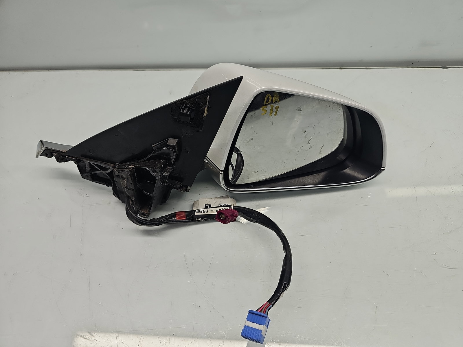 Oglinda dreapta TESLA Model 3 [Fabr 2020-2025] Pearl White - imagine 1