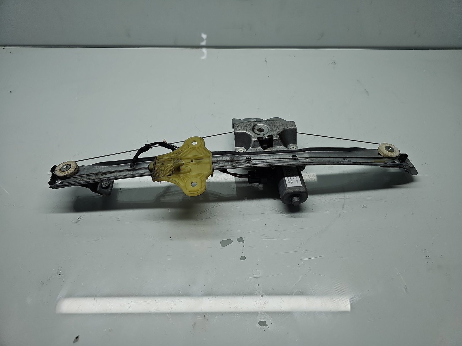 Macara electrica geam stanga fata Renault Clio 4 (B98) Hatchback [Fabr 2012-2020] 807213867R - imagine 3