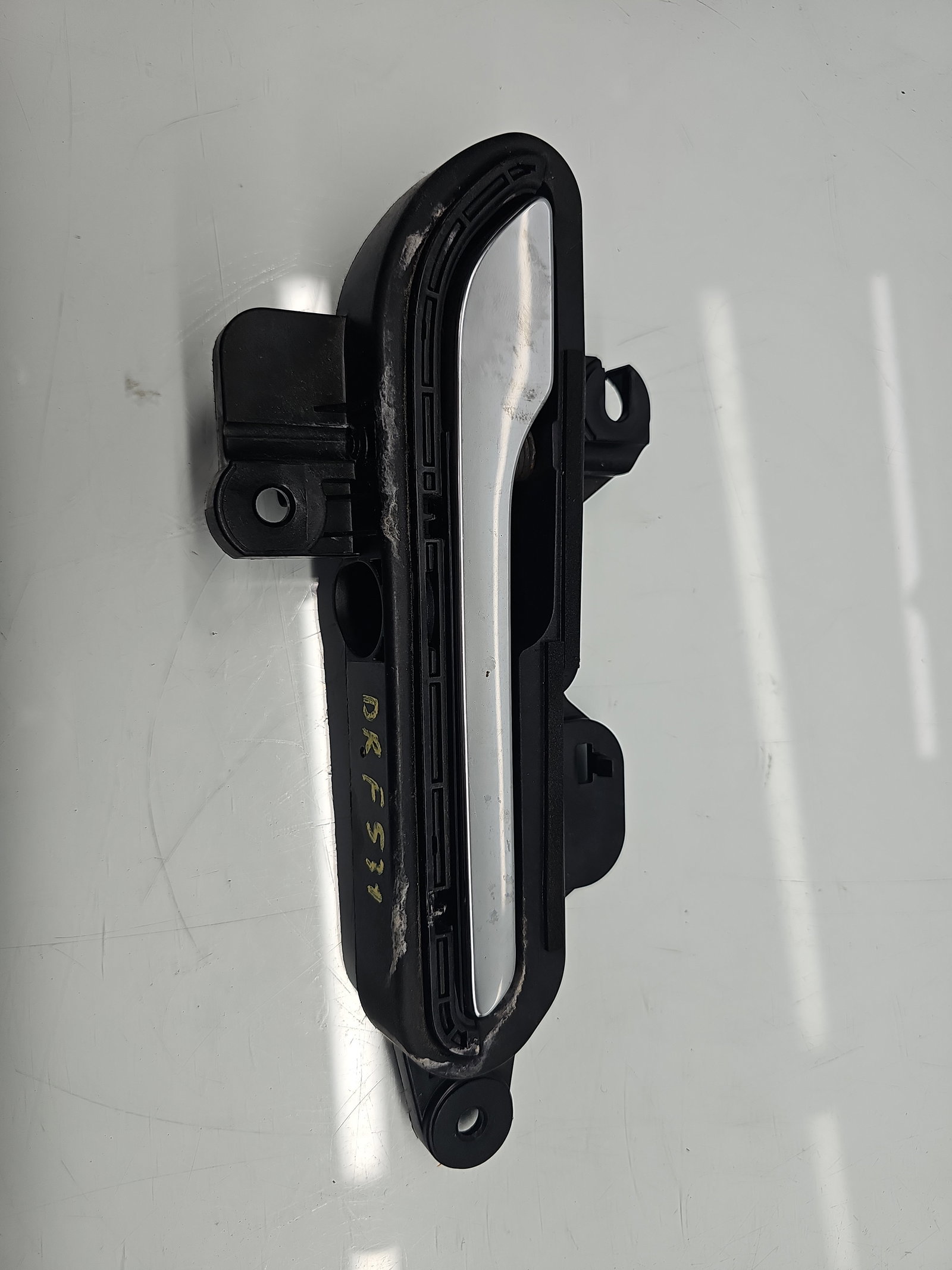 Maner usa dreapta fata TESLA Model 3 [Fabr 2020-2025] Pearl White - imagine 1