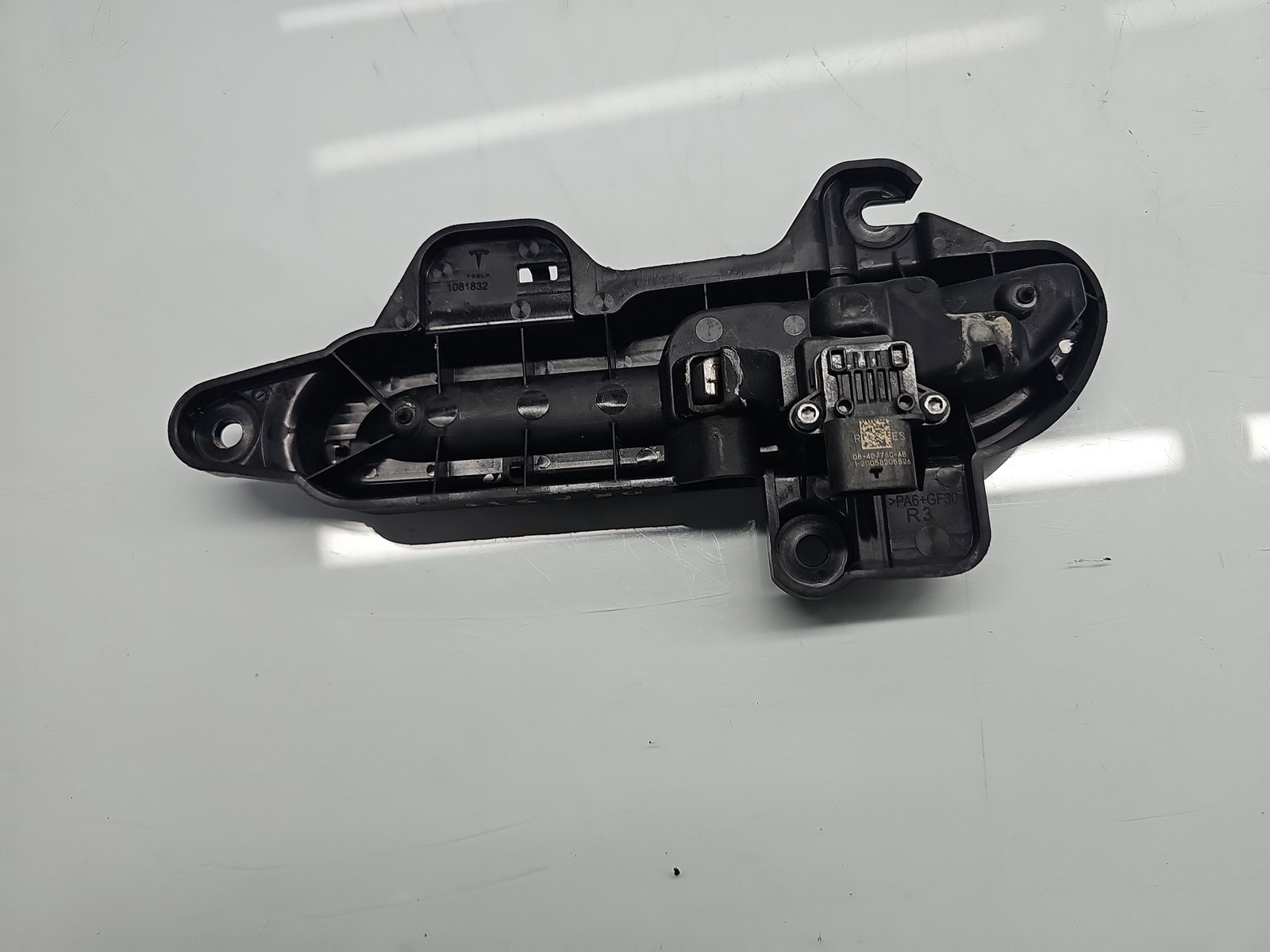 Maner usa dreapta fata TESLA Model 3 [Fabr 2020-2025] Pearl White - imagine 3