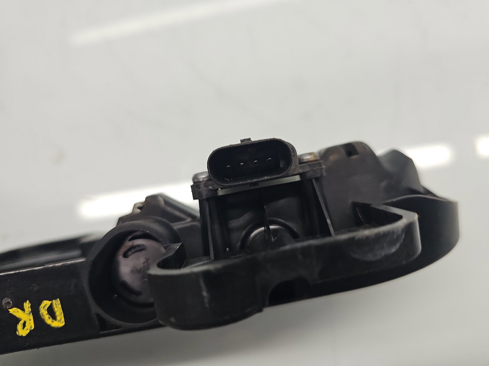 Maner usa dreapta fata TESLA Model 3 [Fabr 2020-2025] Pearl White - imagine 4