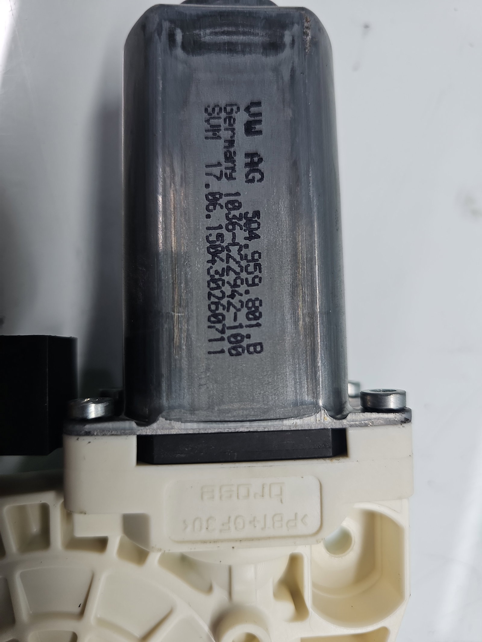 Motoras geam stanga fata Volkswagen Passat B8 (3G2) [Fabr 2015-prezent] 5Q4959801B - imagine 5