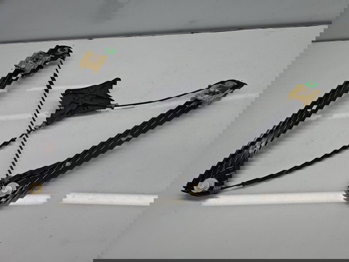 Macara electrica geam stanga fata Volkswagen Passat B8 (3G2) [Fabr 2015-prezent] 3G0837461B