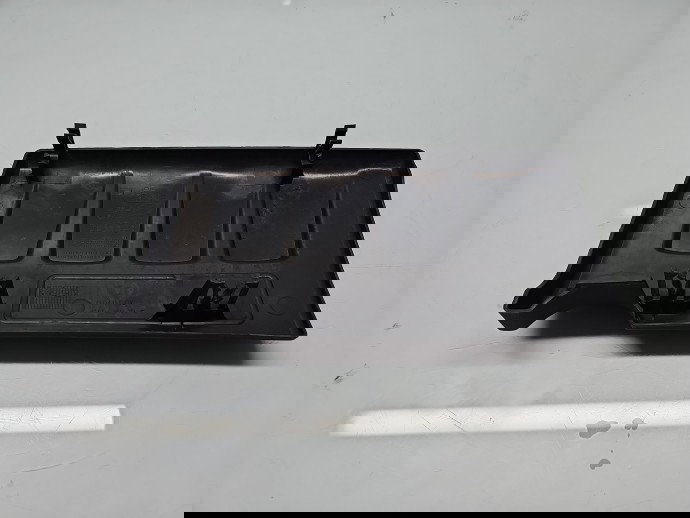 Capac motor Opel Corsa D [Fabr 2006-2013] 55561431 1.4 Benz A14XER 74KW / 100CP