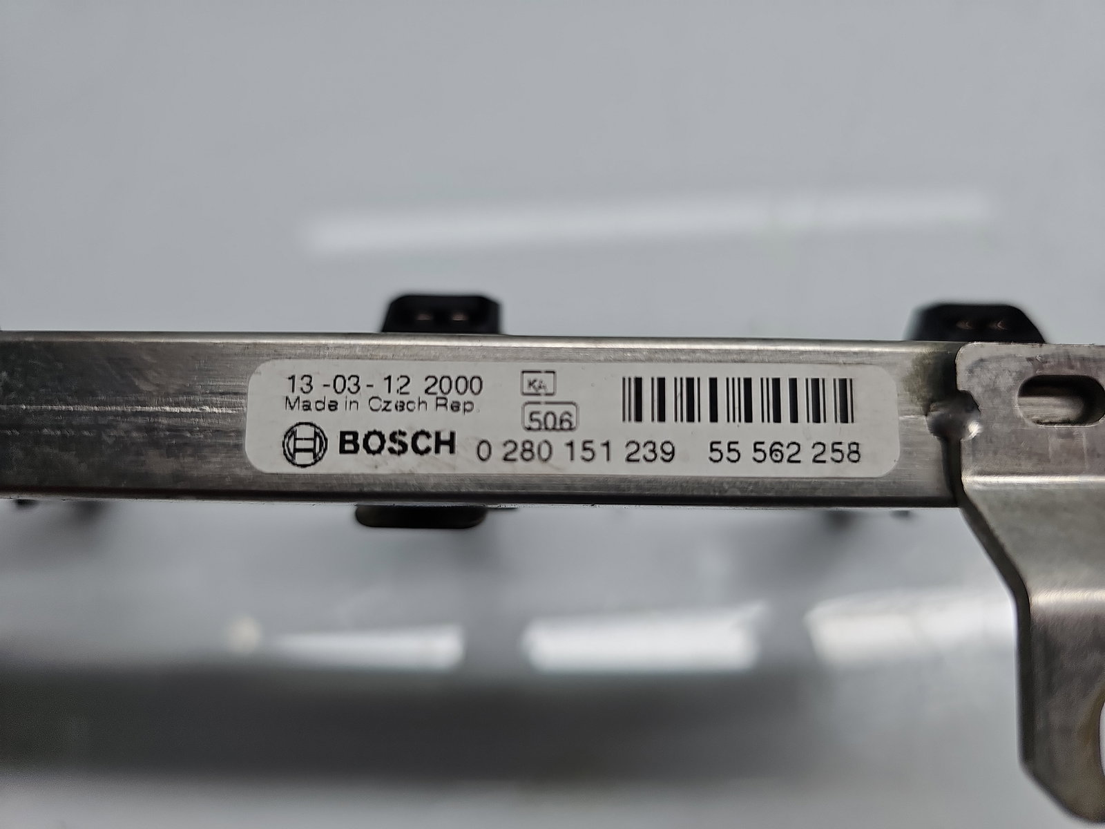 Rampa injectoare Opel Corsa D [Fabr 2006-2013] 55562258 1.4 Benz A14XER 74KW / 100CP - imagine 6