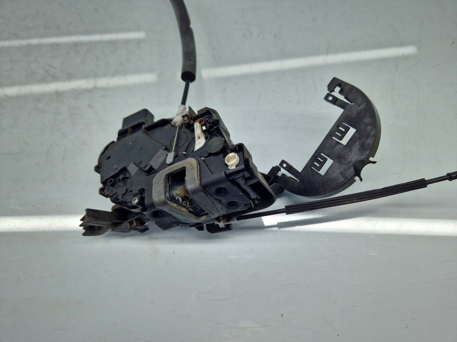 Broasca usa dreapta spate Jaguar XF (X250) [Fabr 2008-2015] Facelift 8X23-24994-CE - imagine 4