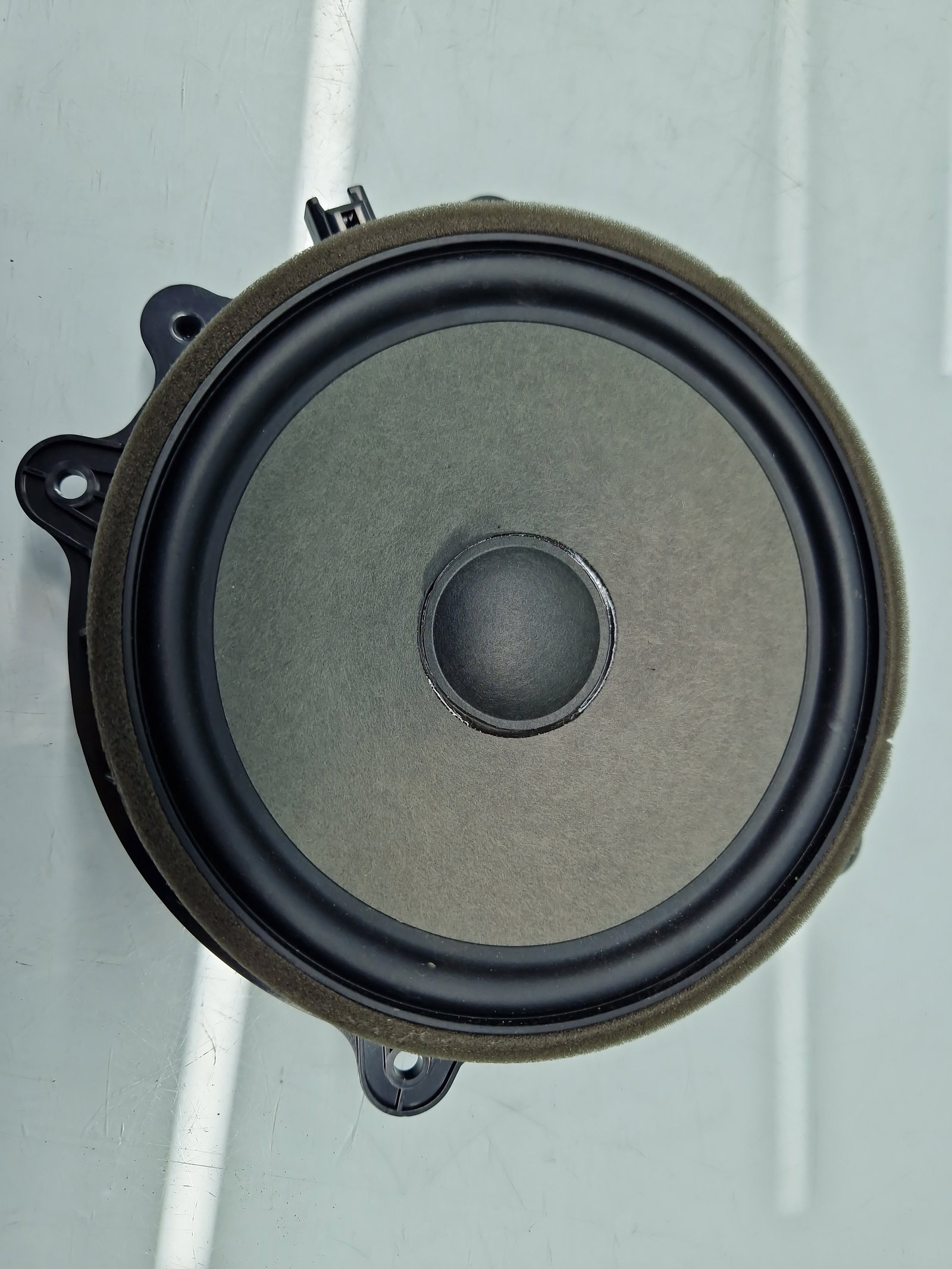 Boxa stanga fata TESLA Model 3 [Fabr 2020-2025] 1079744-00-E - imagine 1