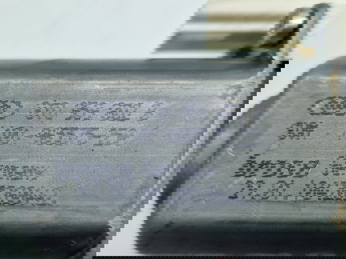 Motoras geam dreapta fata AUDI A5 Cabriolet (8F7) [Fabr 2009-2015] 8T0959802B