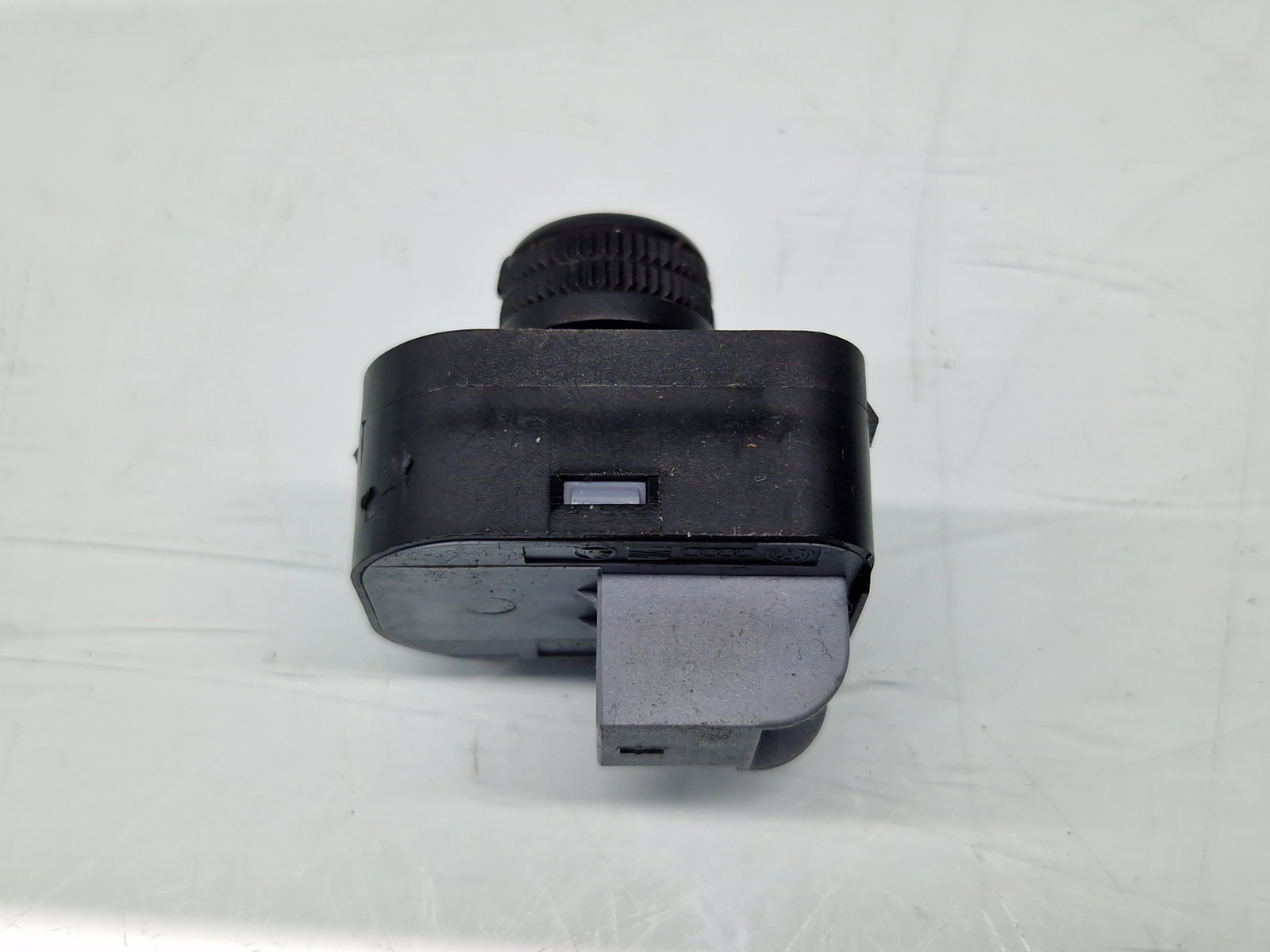 Buton reglaj oglinzi AUDI A5 Cabriolet (8F7) [Fabr 2009-2015] 8K0959565B - imagine 2