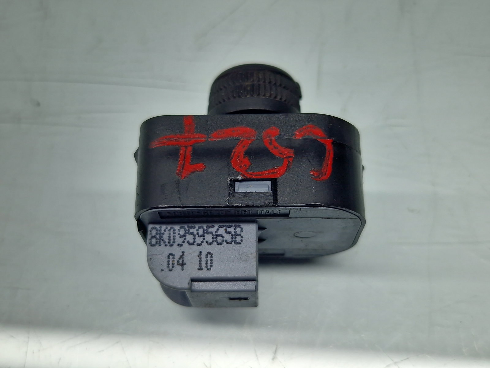 Buton reglaj oglinzi AUDI A5 Cabriolet (8F7) [Fabr 2009-2015] 8K0959565B - imagine 3