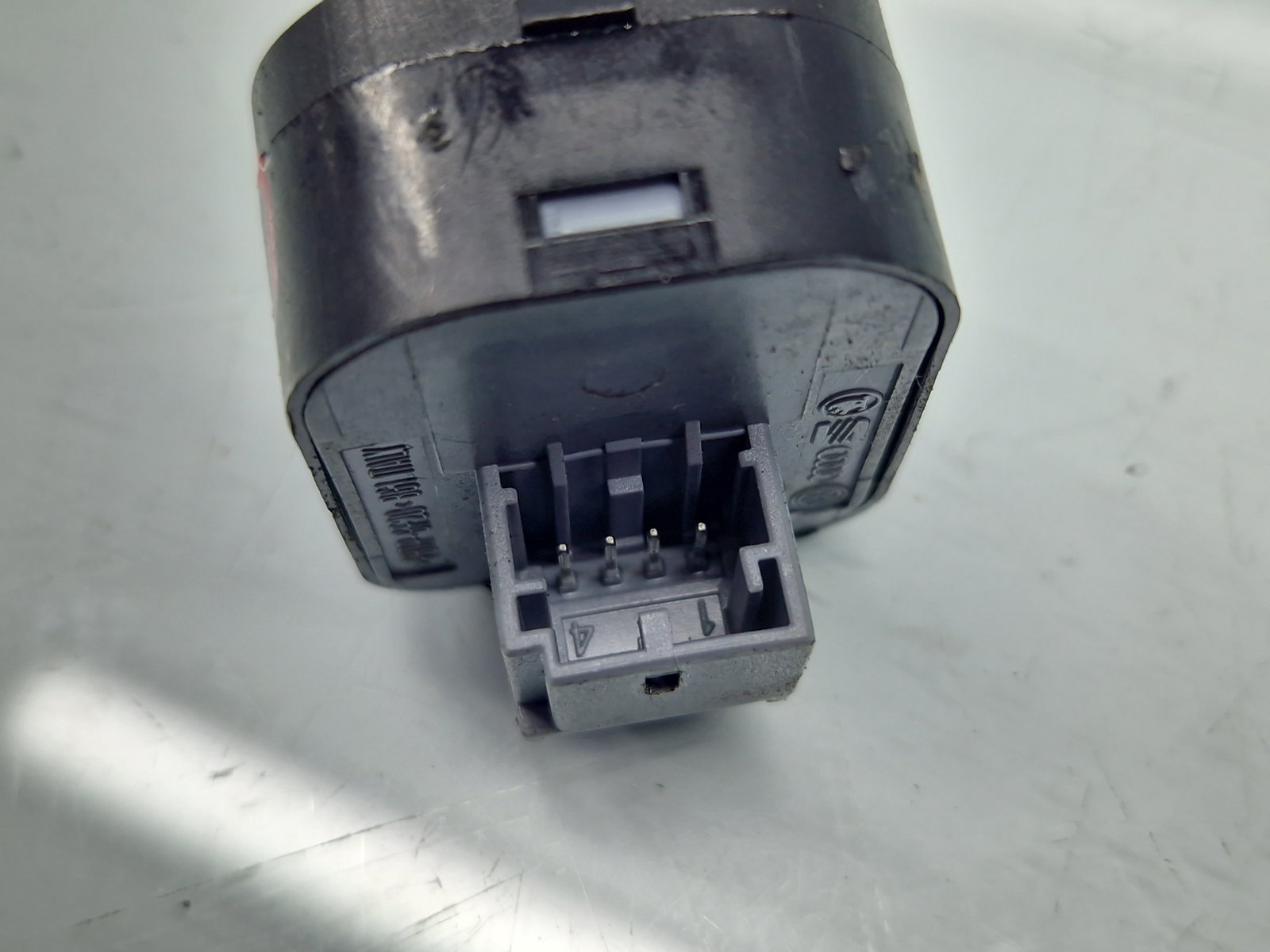 Buton reglaj oglinzi AUDI A5 Cabriolet (8F7) [Fabr 2009-2015] 8K0959565B - imagine 4