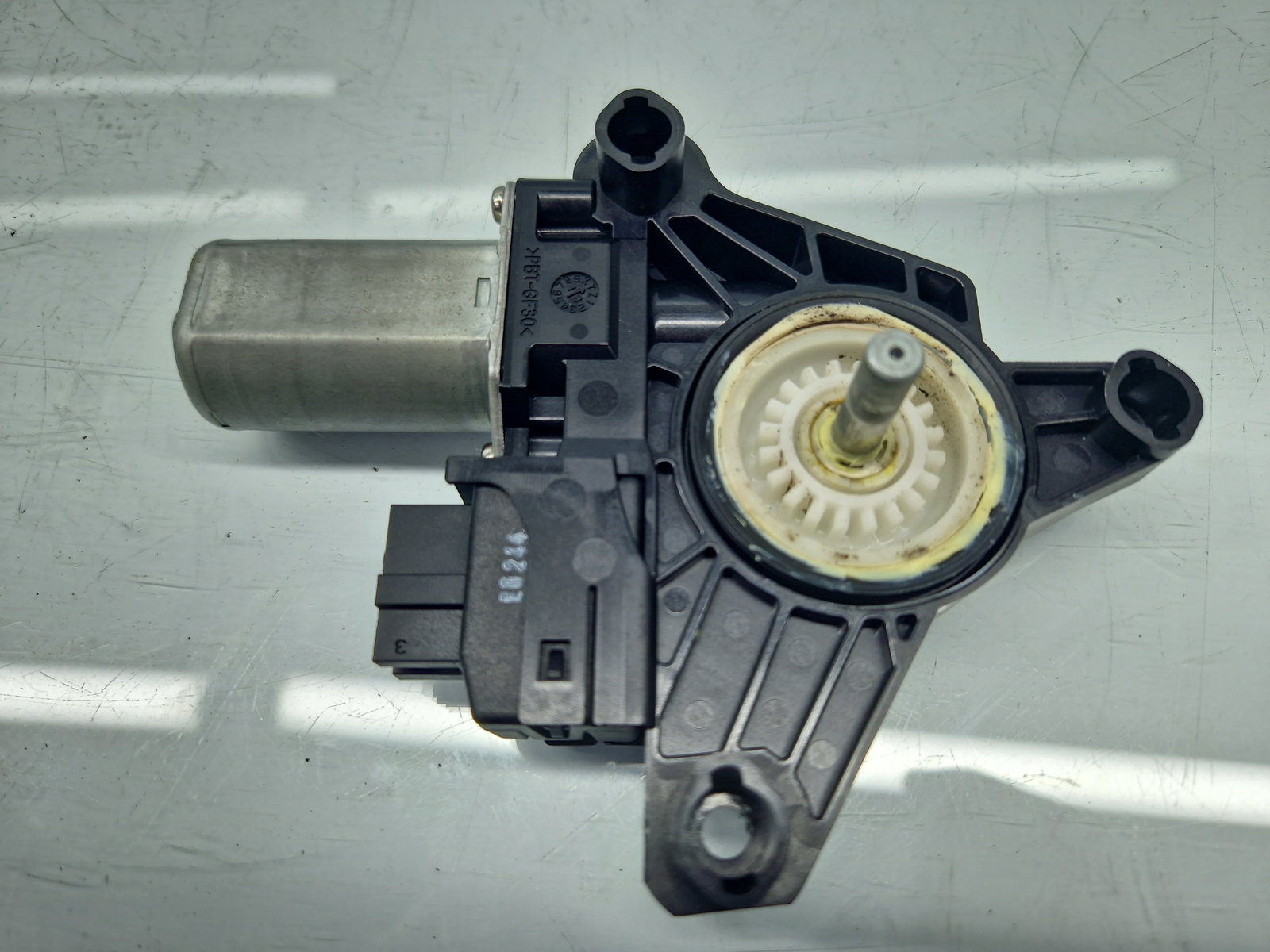 Motoras geam stanga spate Mercedes Clasa A (W176) [Fabr 2012-2018] 968740-100 - imagine 1