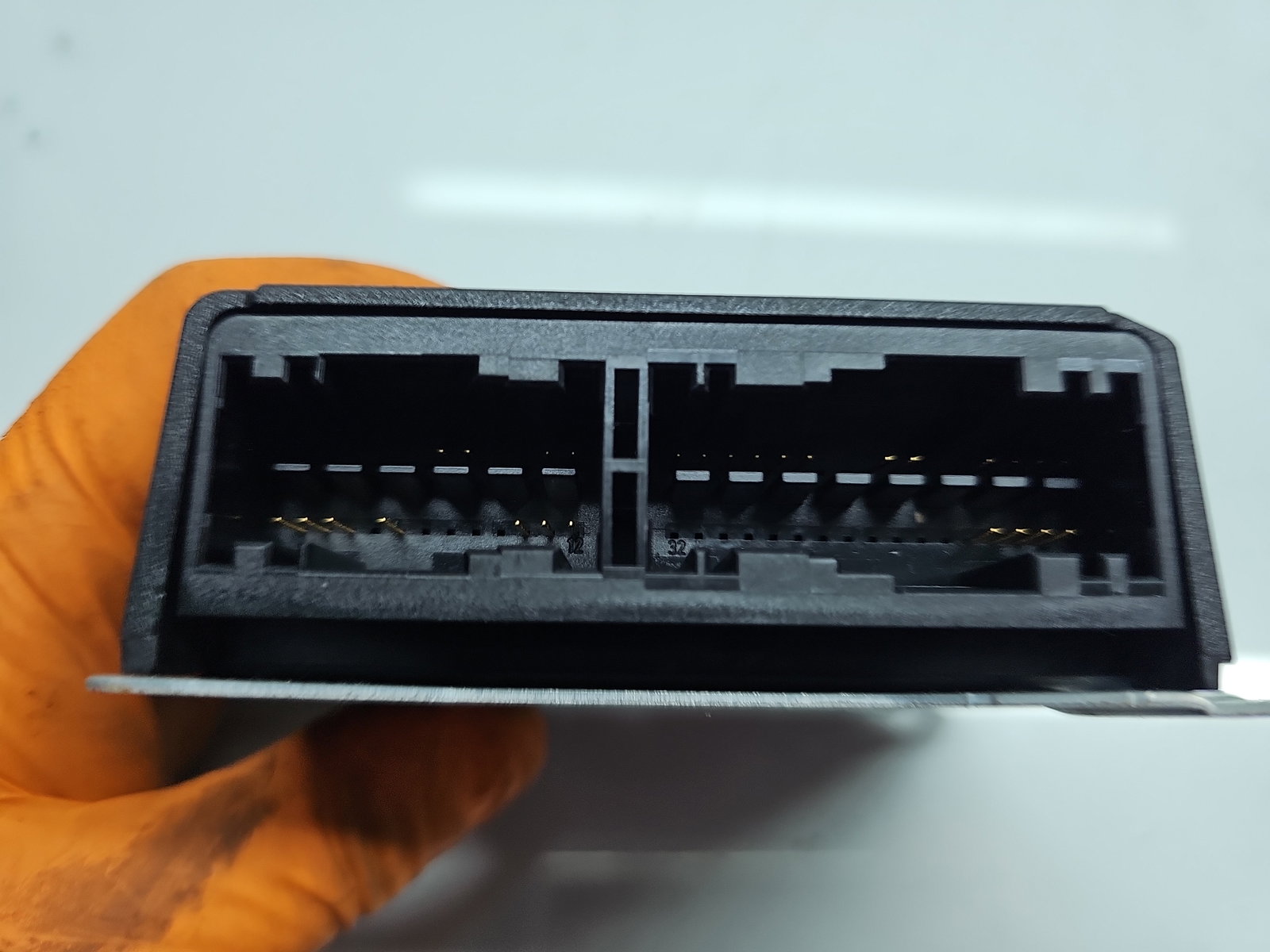 Calculator airbag PEUGEOT 2008 [Fabr 2013-prezent] 9808309280 1.4 HDI DV4C 50KW / 68CP - imagine 2