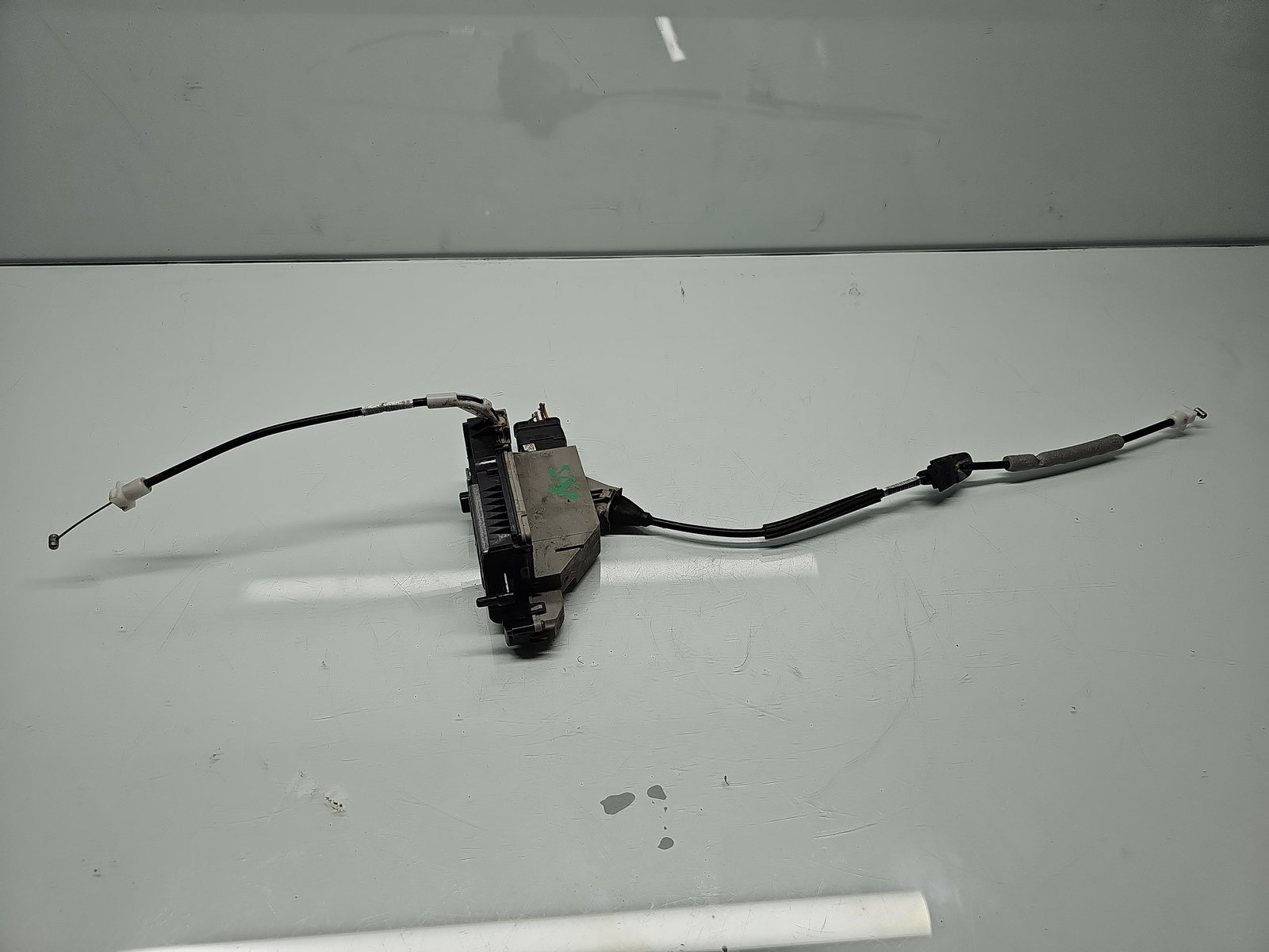 Broasca usa stanga spate PEUGEOT 2008 [Fabr 2013-prezent] 9812501480 - imagine 1