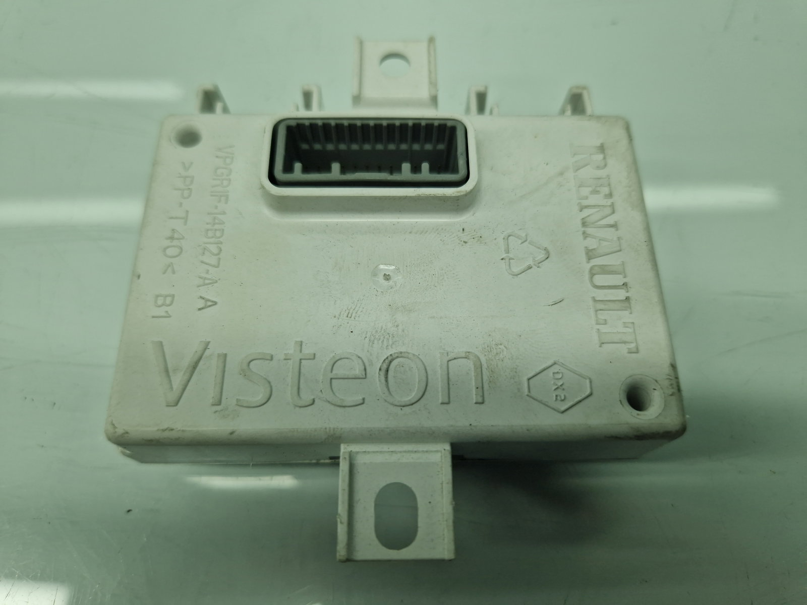 Modul confort Dacia Duster 2 [Fabr 2017-2023] 283464084R - imagine 1