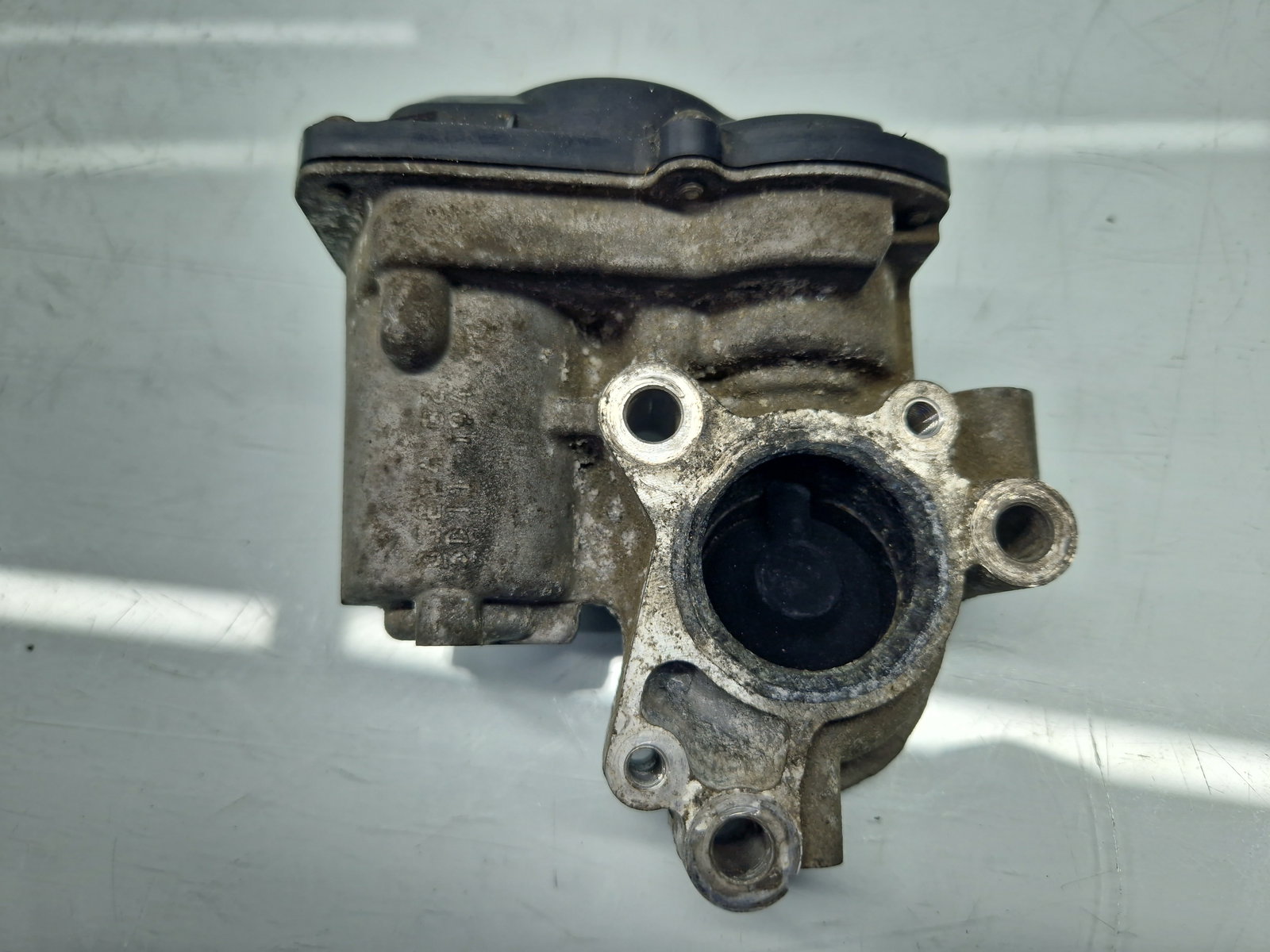 Supapa EGR Dacia Duster 2 [Fabr 2017-2023] 147100361R 1.5 DCI K9K872 85KW / 115CP - imagine 2