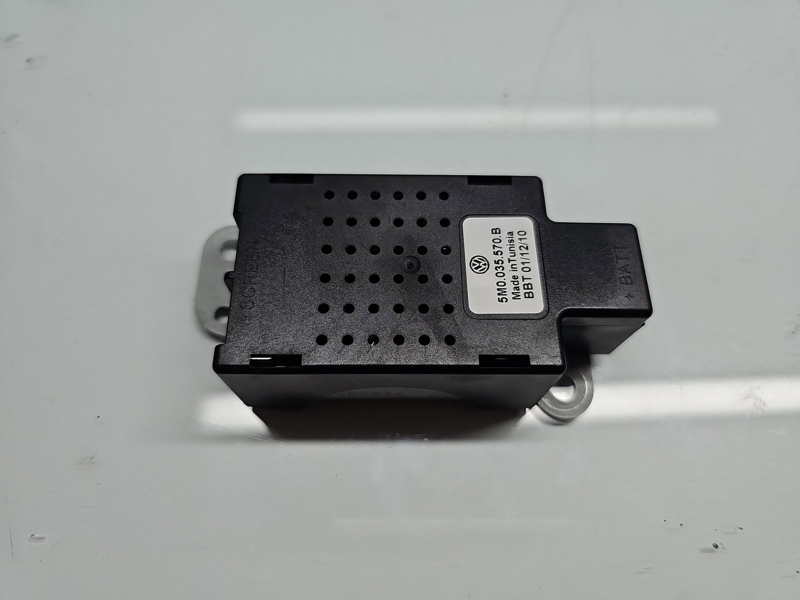 Amplificator antena Volkswagen Golf 6 (5K1) [Fabr 2009-2013] 5M0035570B - imagine 1