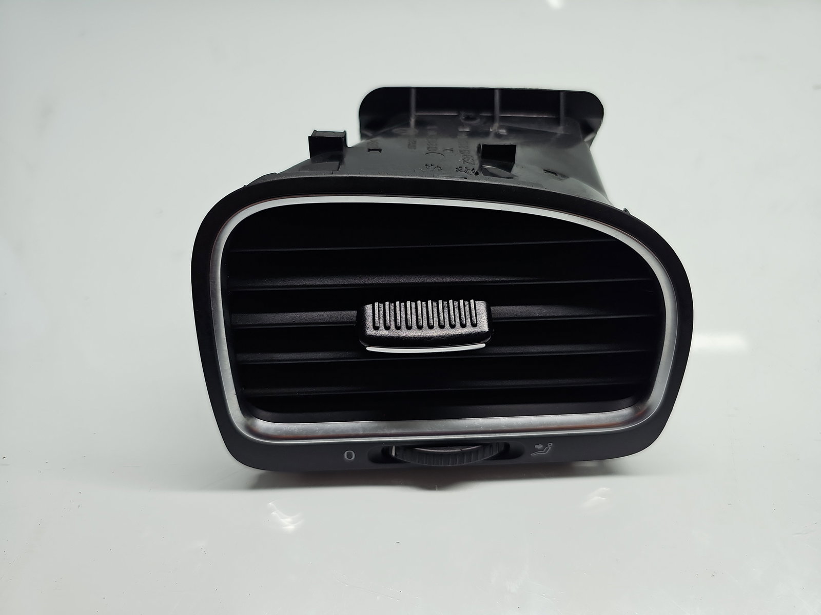 Grila aerisire dreapta Volkswagen Golf 6 (5K1) [Fabr 2009-2013] 5K0819710D - imagine 1