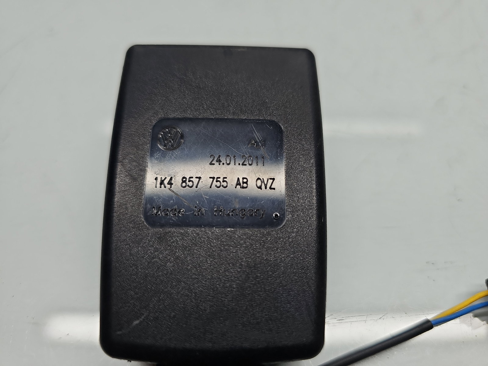 Capsa centura stanga fata Volkswagen Golf 6 (5K1) [Fabr 2009-2013] 1K4857755AB - imagine 4