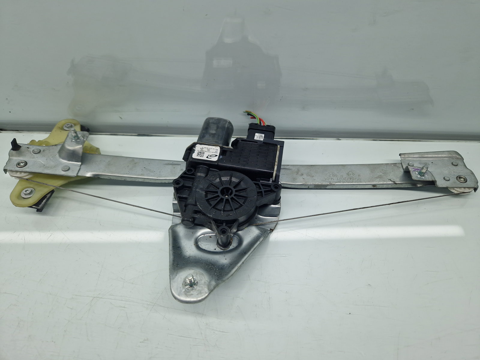 Macara electrica geam dreapta fata Dacia Duster 2 [Fabr 2017-2023] 807205167R - imagine 1