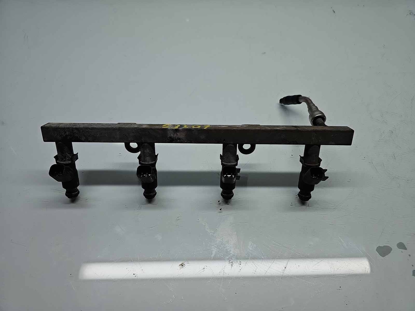 Rampa injectoare Chevrolet Aveo (T250, T255) [Fabr 2003-2011] OEM - imagine 1