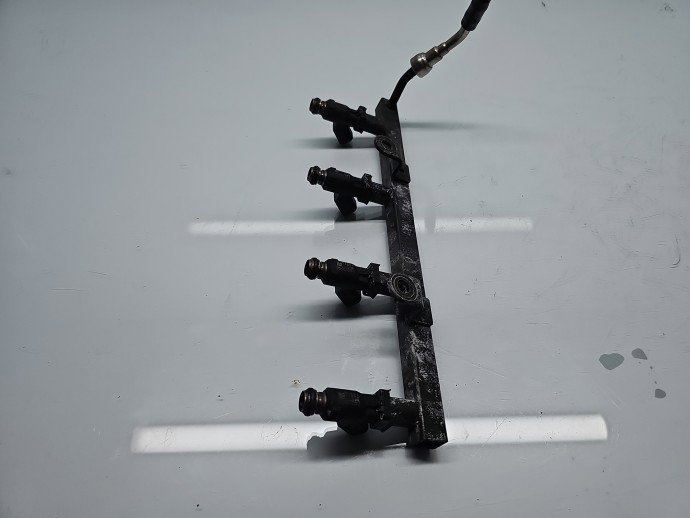 Rampa injectoare Chevrolet Aveo (T250, T255) [Fabr 2003-2011] OEM