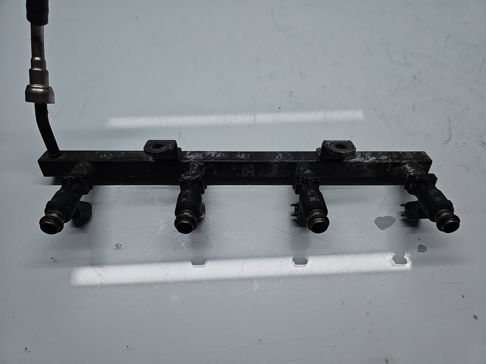 Rampa injectoare Chevrolet Aveo (T250, T255) [Fabr 2003-2011] OEM - imagine 6