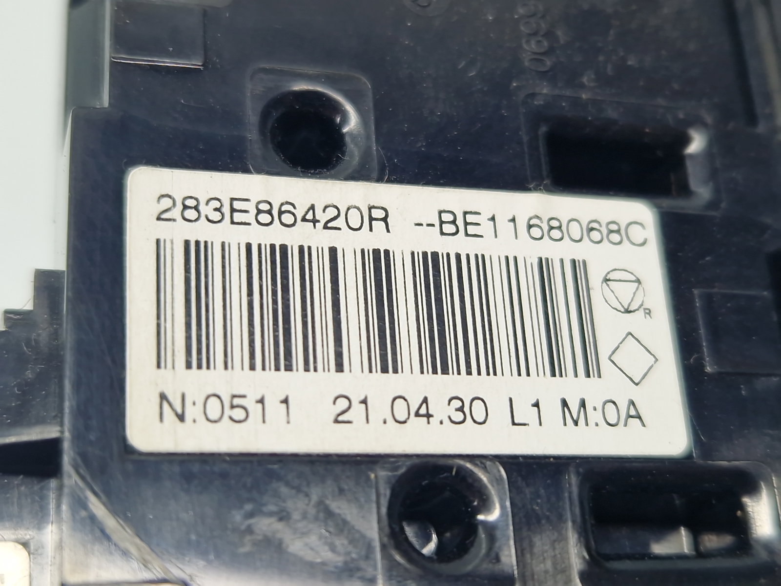 Butoane comenzi consola centrala Dacia Duster 2 [Fabr 2017-2023] 283E86420R - imagine 5