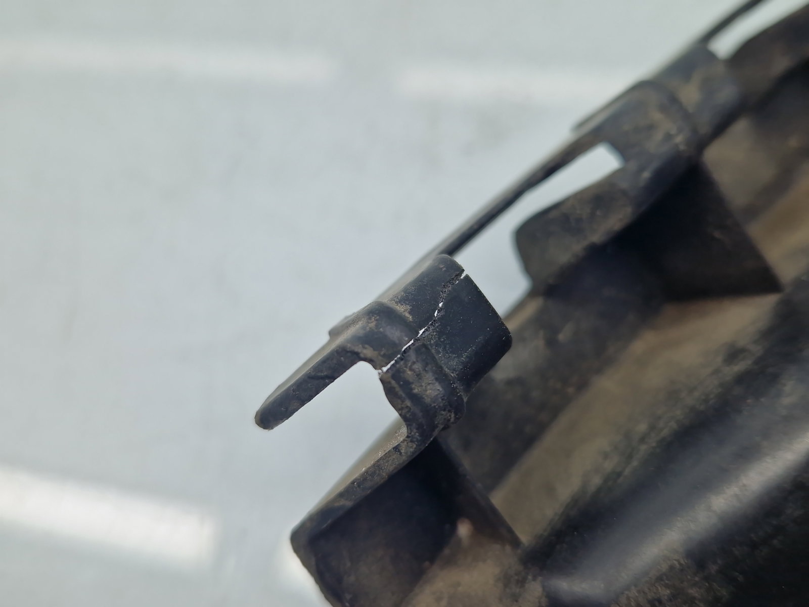 Suport bara dreapta spate AUDI A3 (8P1) [Fabr 2003-2012] 8P3807394A - imagine 4