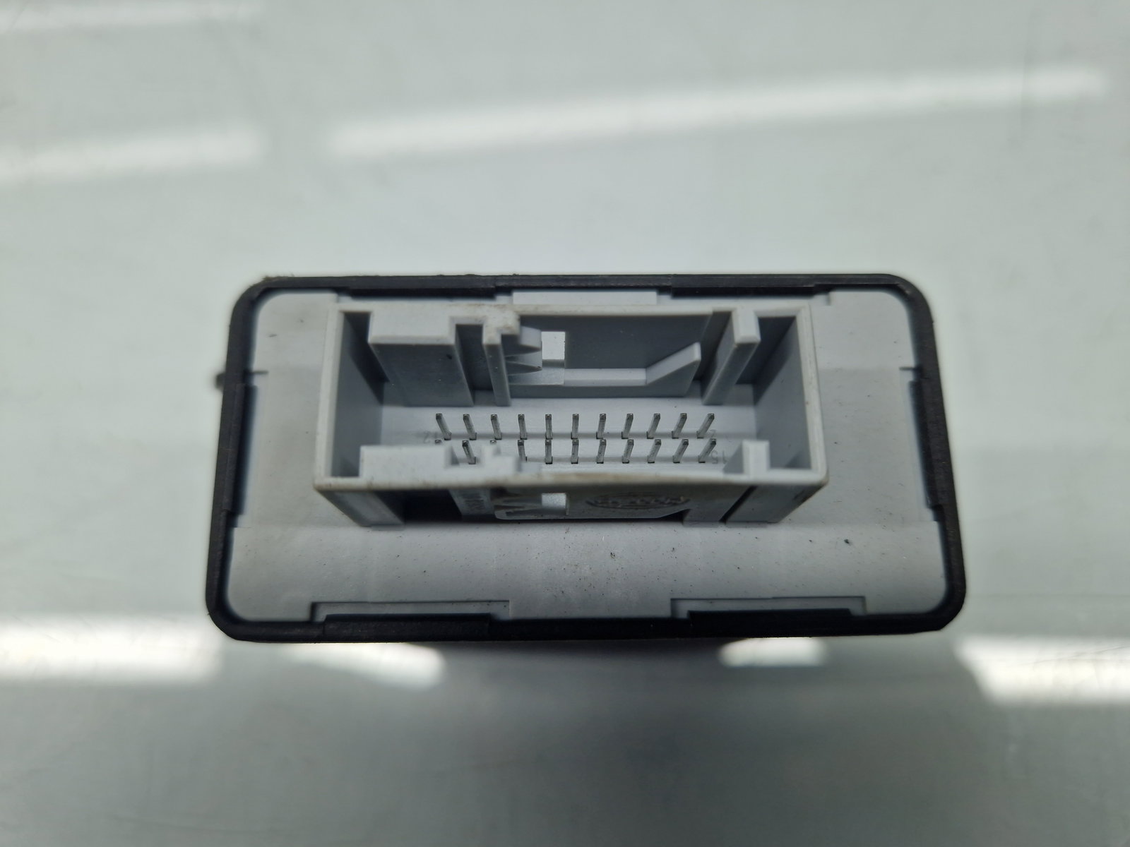 Modul confort AUDI A3 (8P1) [Fabr 2003-2012] 8P3907357 - imagine 3